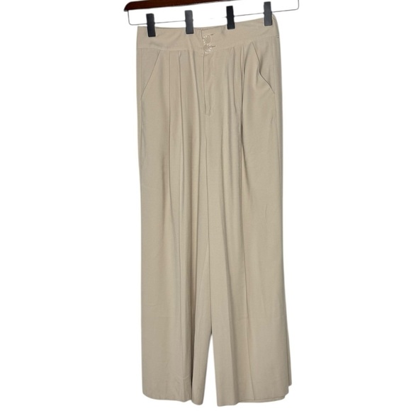 A loved a Chic Tan Wide Leg Jumpsuit for Effortless Elegance size 12 trousers - Picture 1 of 13
